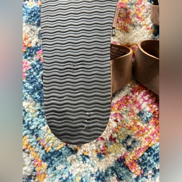 Mountain & Sole Sandals (knock off Birks)  in size 9 - Picture 2 of 5